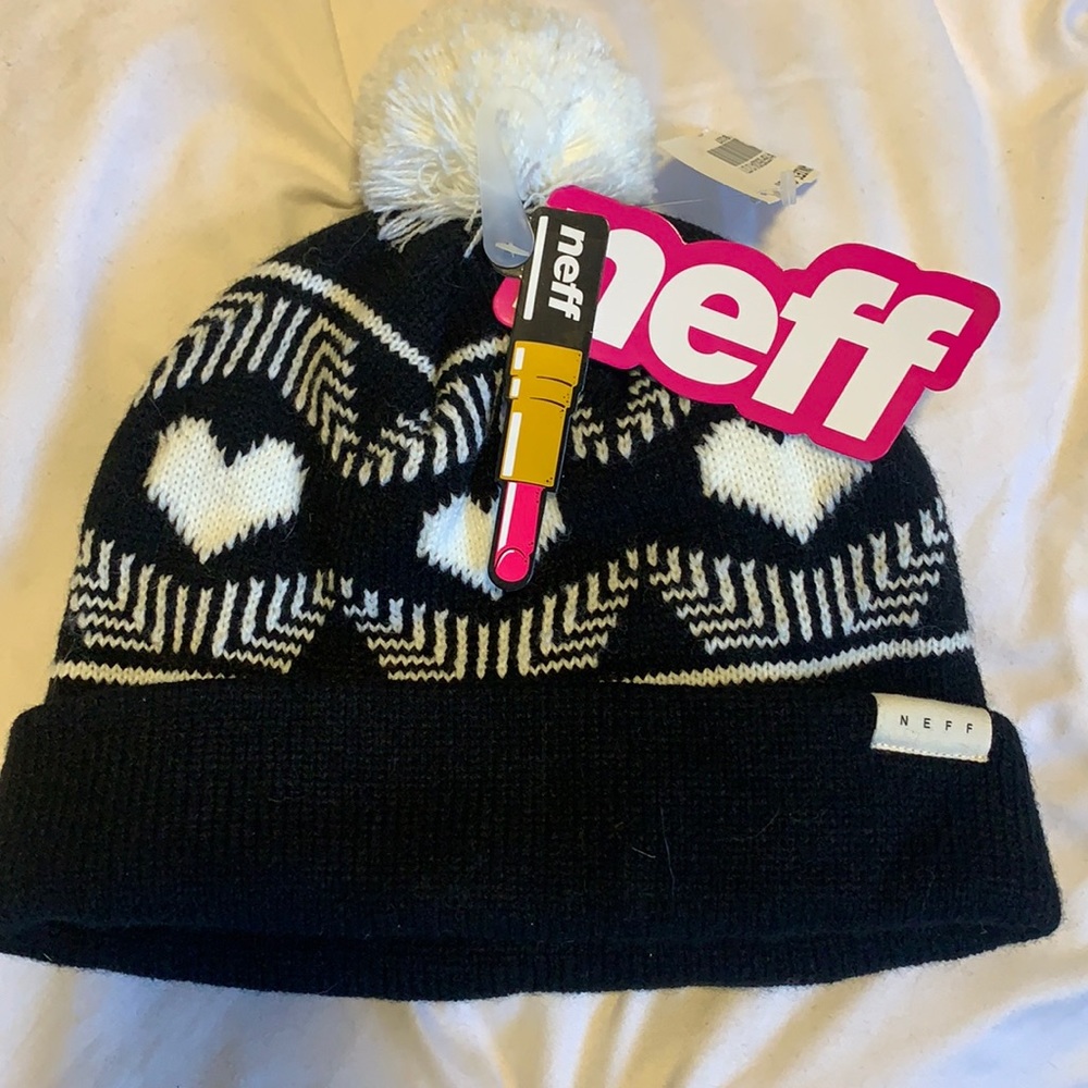 NEFF HEART TOQUE